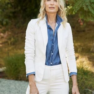 FRANK & EILEEN Dublin Tailored Blazer